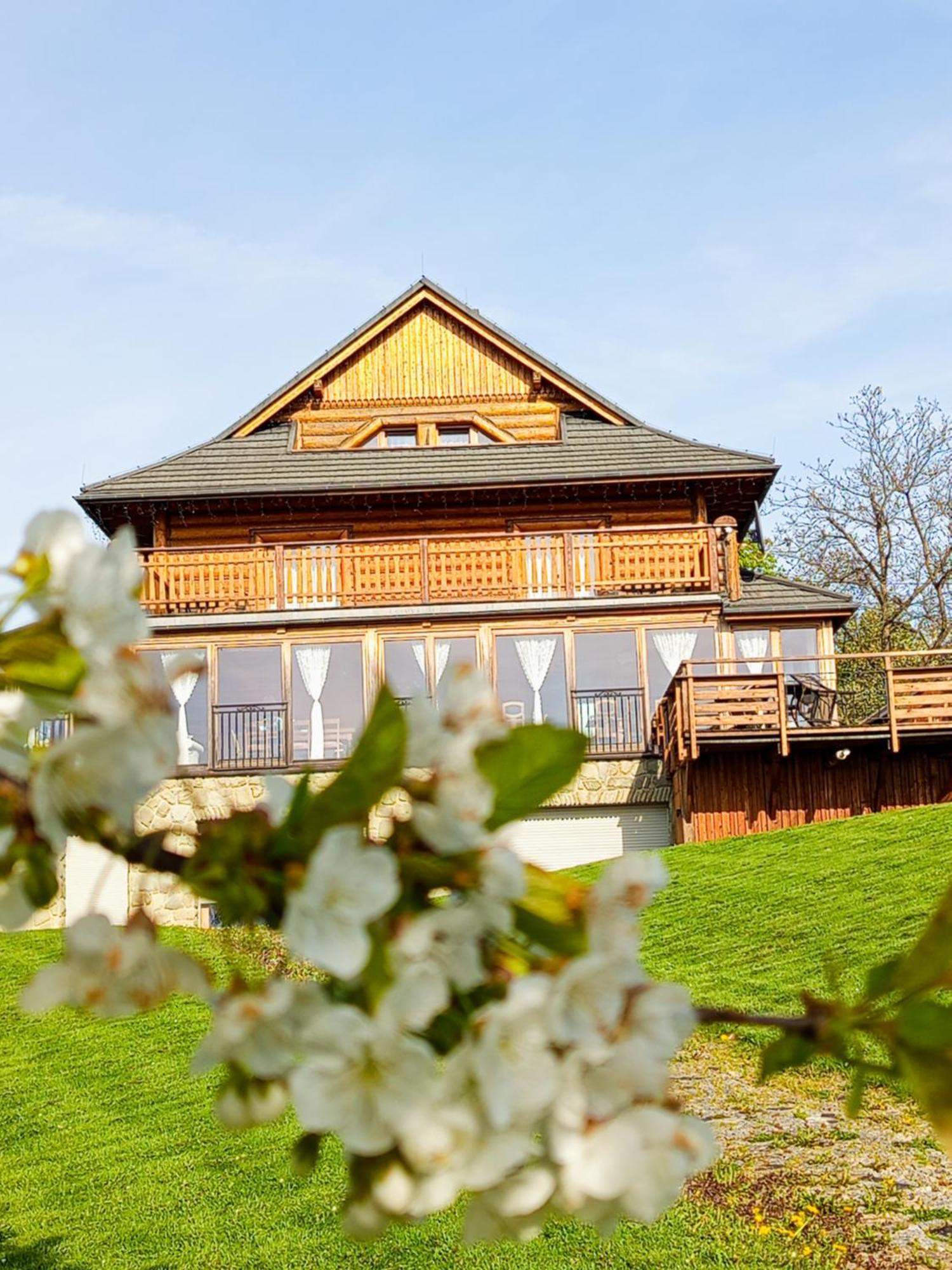 Dom Na Rozcesciu Bed & Breakfast Koniakow
